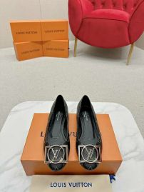 Picture of Louis Vuitton Shoes Women _SKUfw151584337fw